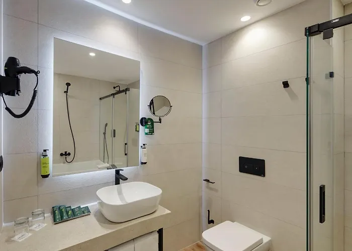 Sercotel Cruz Del Mar فندق 4*